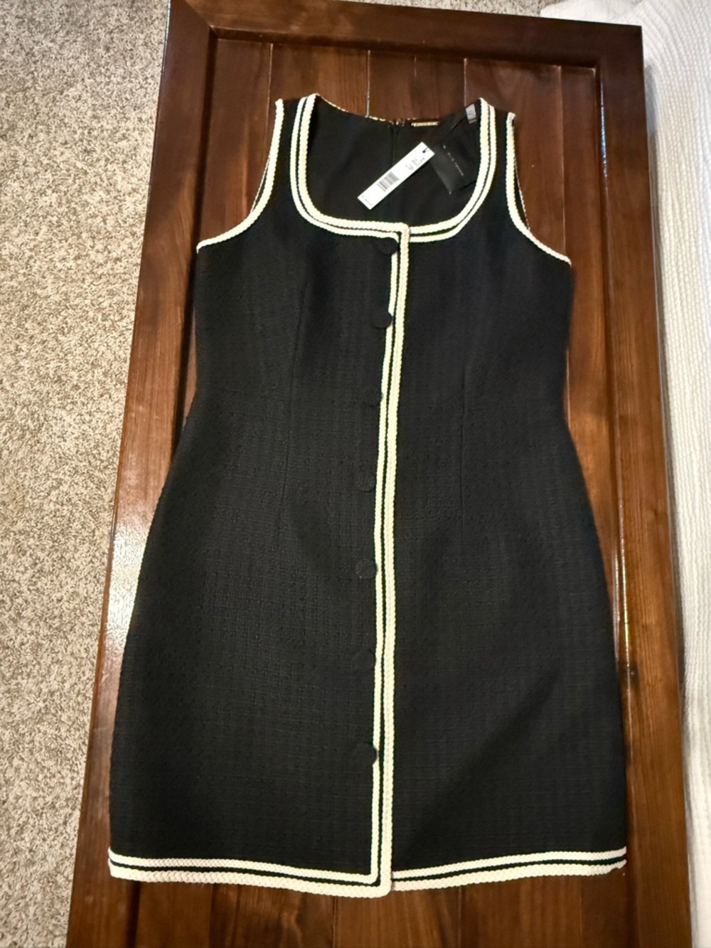 NWT Elie Tahari Black Sleeveless Dress with Cream Trim